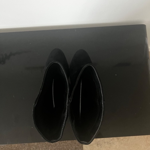 Dolce Vita Booties - Black Suede - Picture 5 of 8